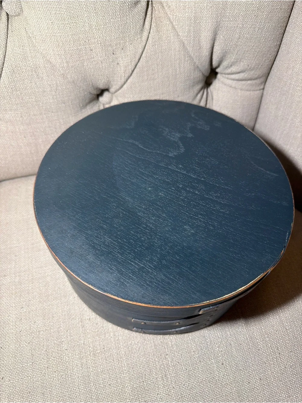 Set of 3 Wooden Shaker Design Circular Nesting Boxes w/ Swallowtail Joints & Lid